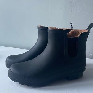 BLACK DURABLE BOOTS✨✨✨✨✨